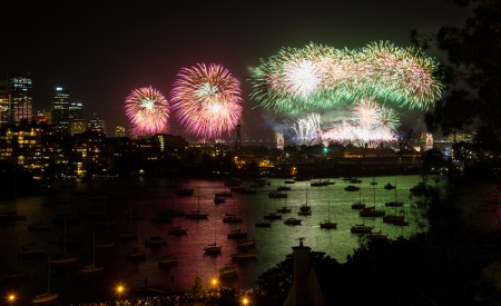 A burst of fireworks over Sydney Harbour marks the start of 2016.